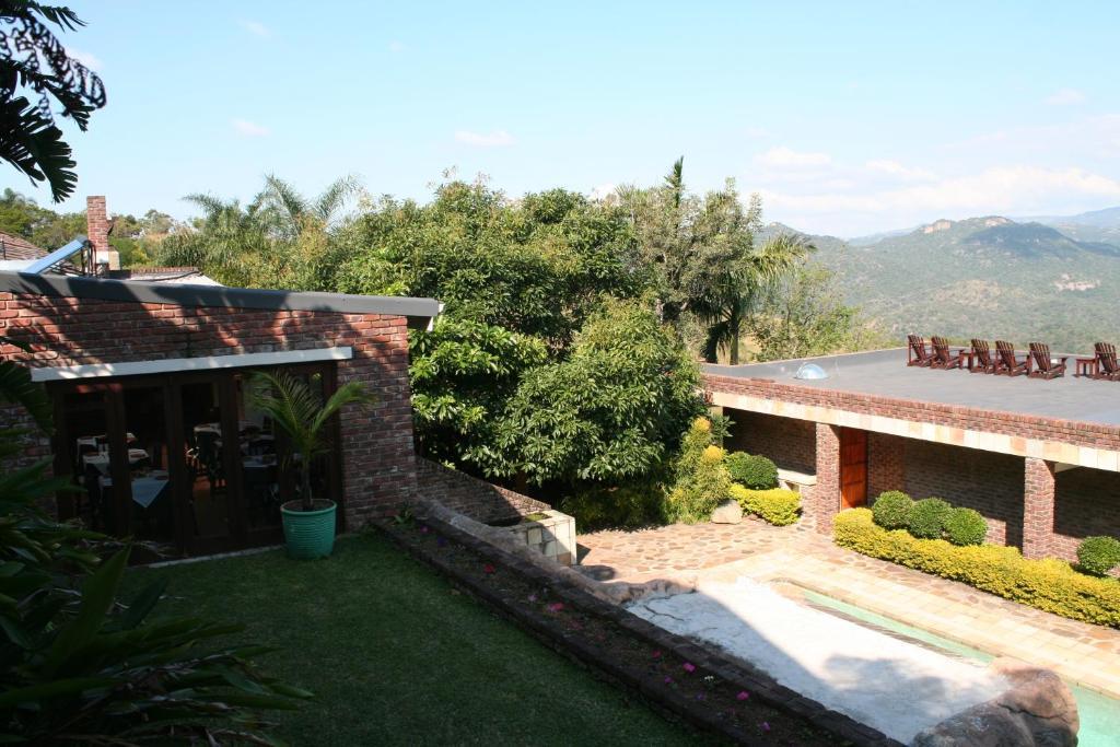 Columbus Guest House Mbombela Exterior foto